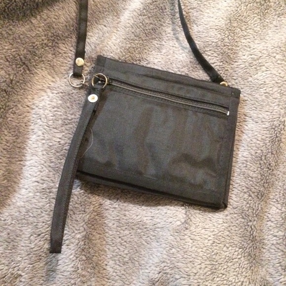 NWOT Small purse with mirror - Picture 3 of 5